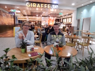 Jarno und Brigit in London Heathrow